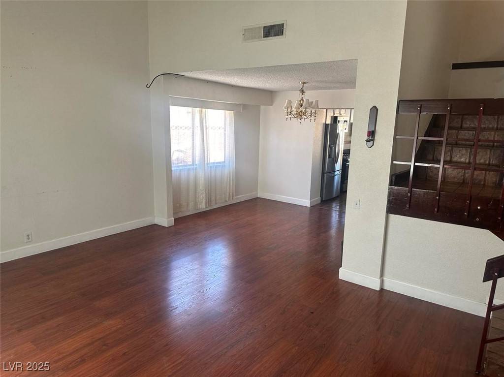 Las Vegas, NV 89121,4356 Sabadell ST