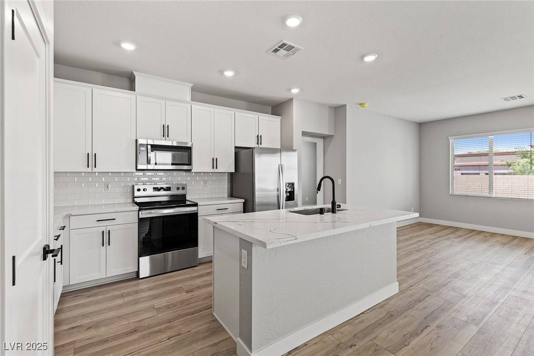 North Las Vegas, NV 89032,4417 Pioche AVE