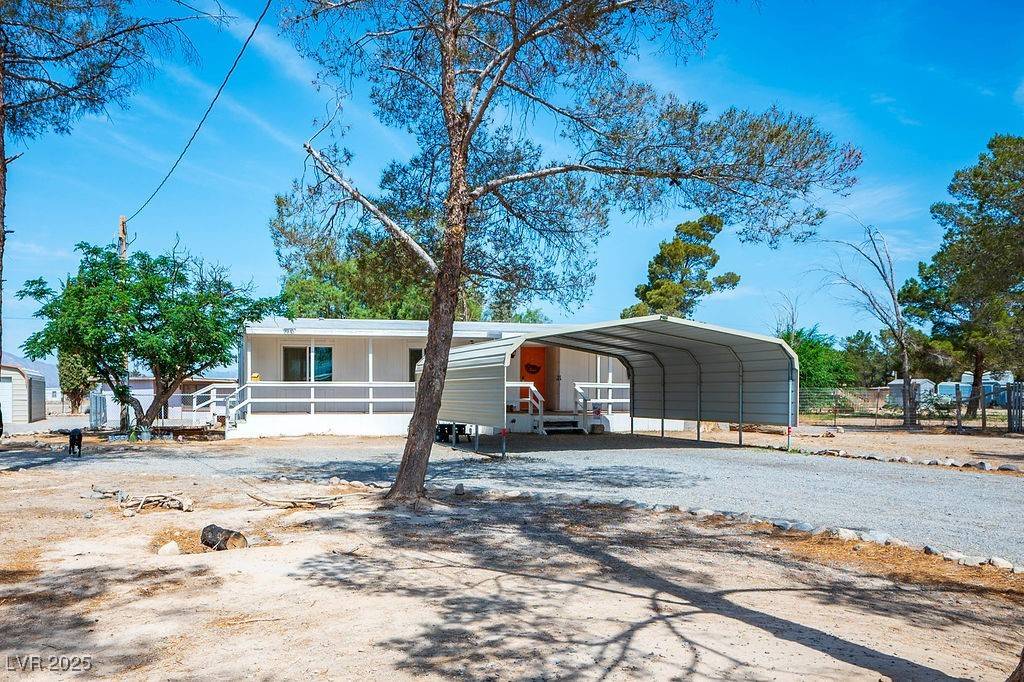 Pahrump, NV 89061,7960 Quarter Horse AVE