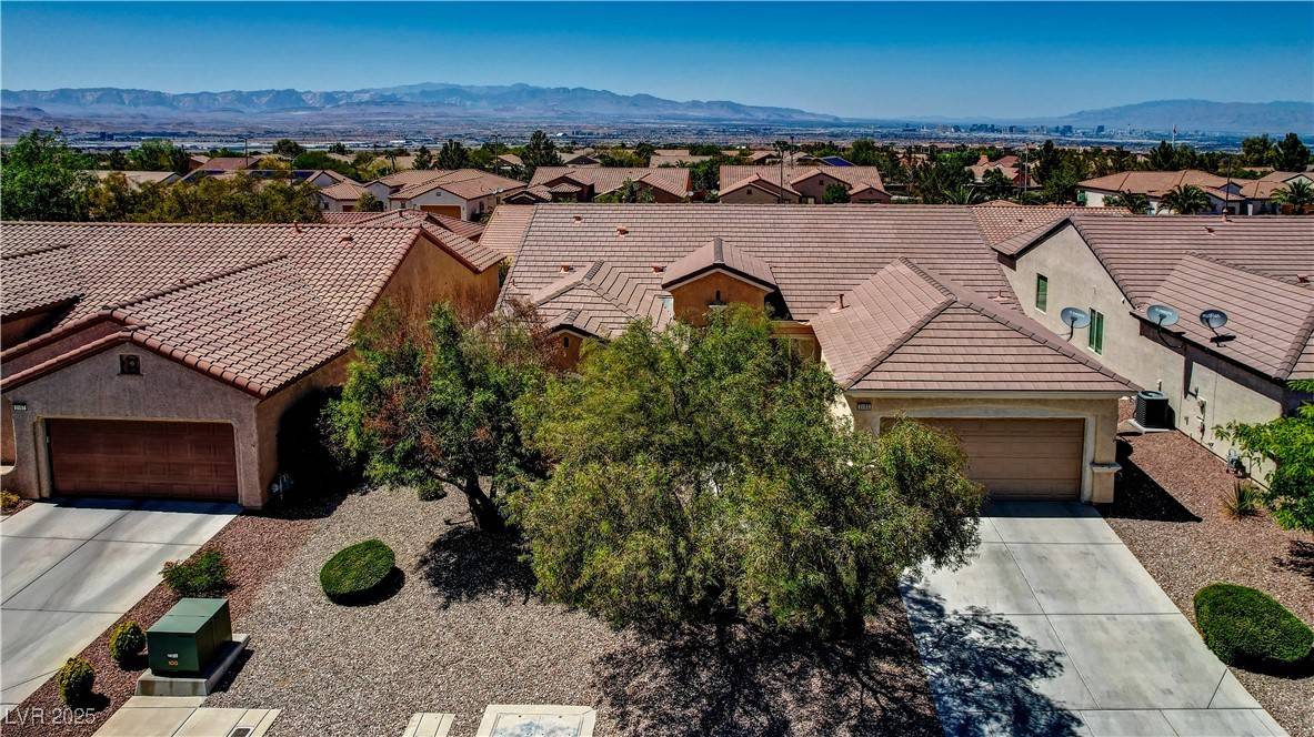 Henderson, NV 89044,2183 Waterton Rivers DR