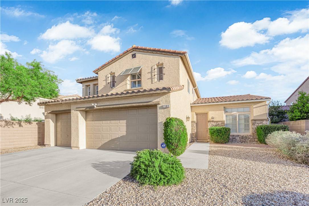 Las Vegas, NV 89113,7183 Majestic Bluff PL