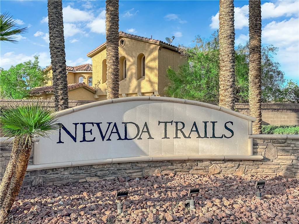 Las Vegas, NV 89113,7183 Majestic Bluff PL