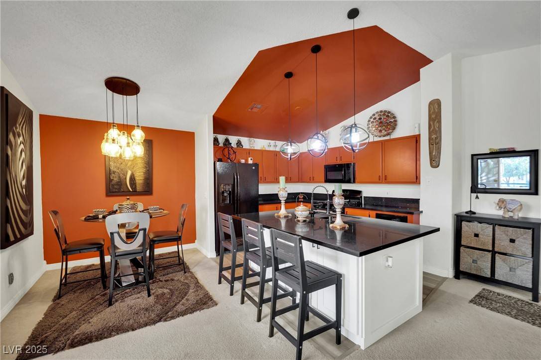 Las Vegas, NV 89145,605 Devonhall ST #202