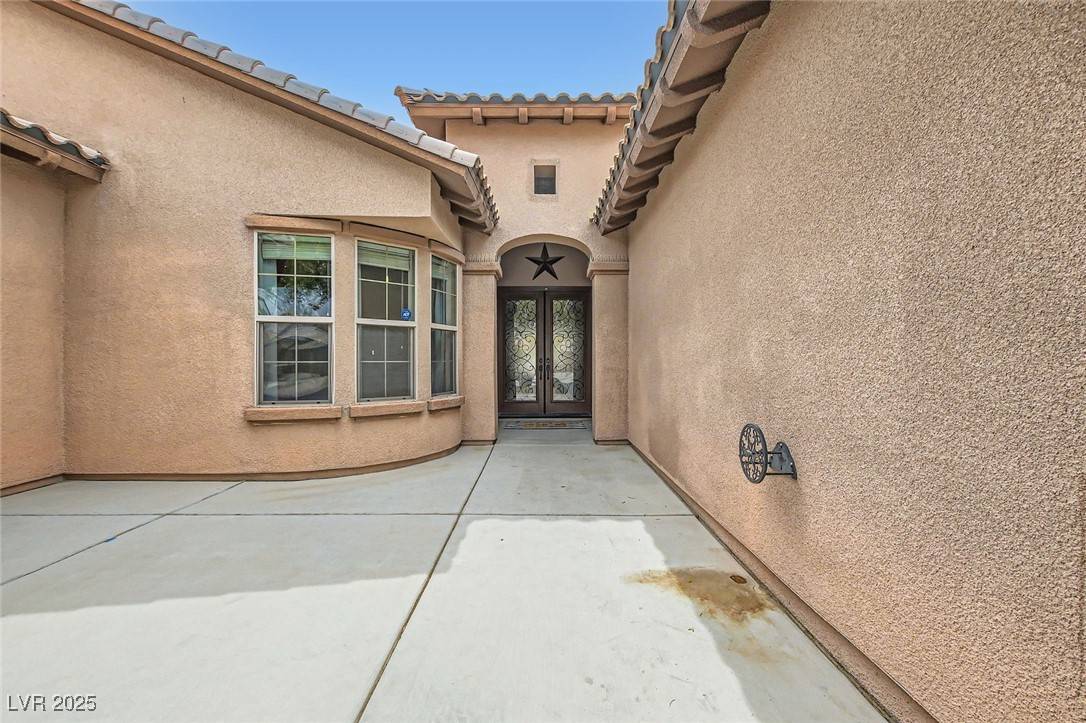 North Las Vegas, NV 89084,7404 Eggshell DR