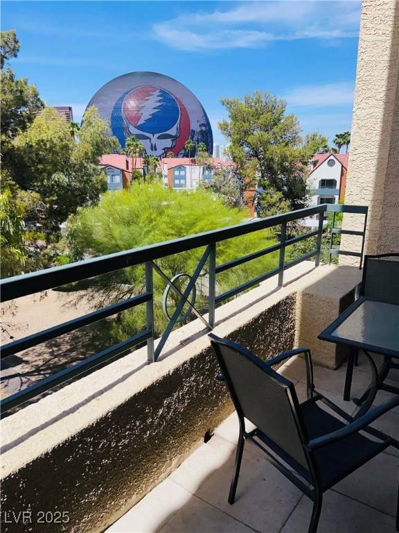 Las Vegas, NV 89169,230 E FLAMINGO RD #316