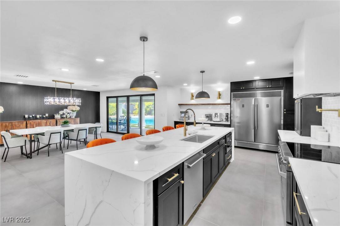 Las Vegas, NV 89120,3189 Montecito DR