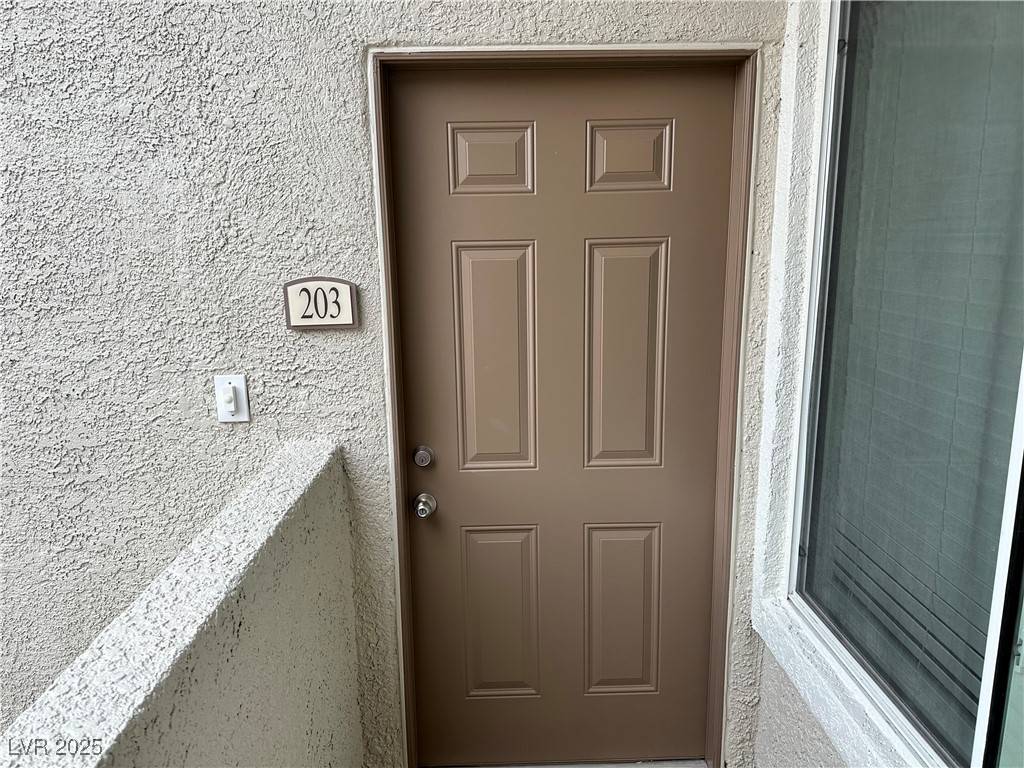 Las Vegas, NV 89129,3354 Indian Shadow ST #203