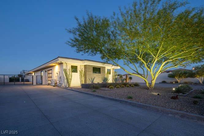 Las Vegas, NV 89129,4070 N Tee Pee LN