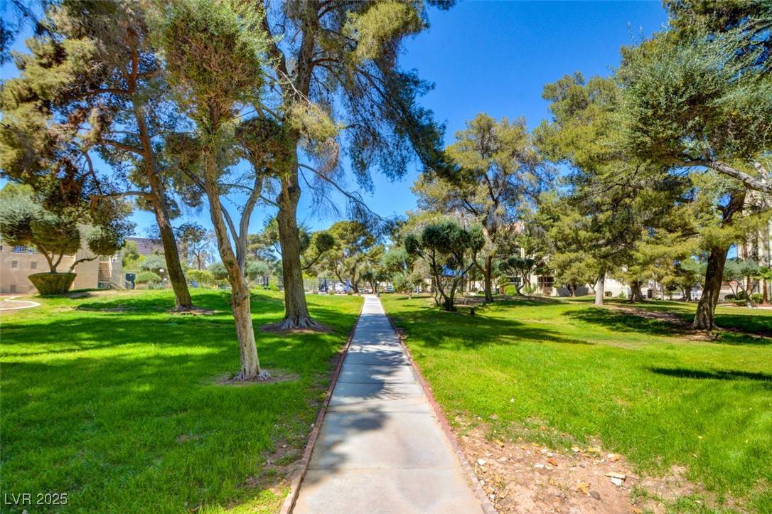 Las Vegas, NV 89169,745 N Royal Crest CIR #127