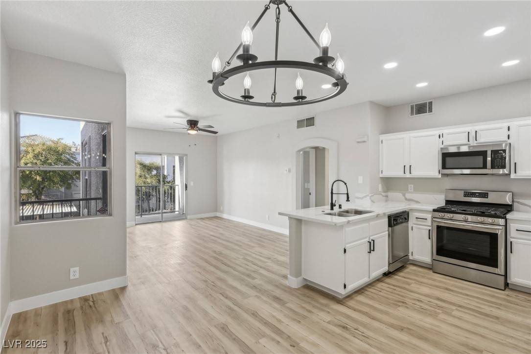 Henderson, NV 89074,2201 Ramsgate DR #327
