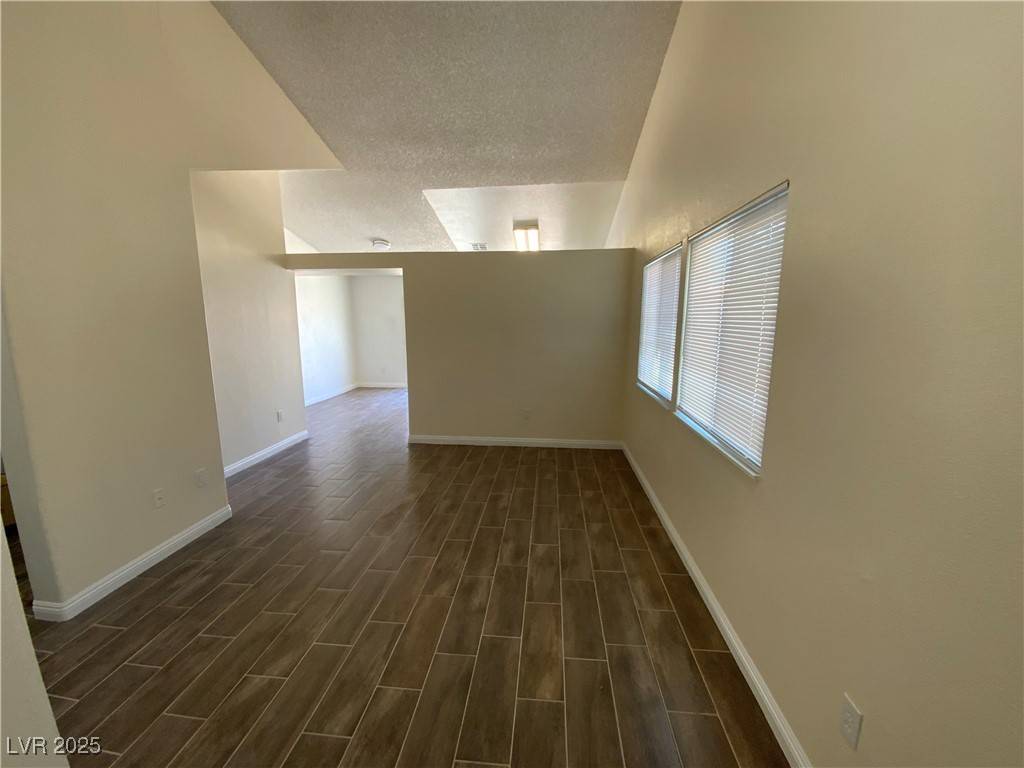 Las Vegas, NV 89106,2249 La Mark AVE