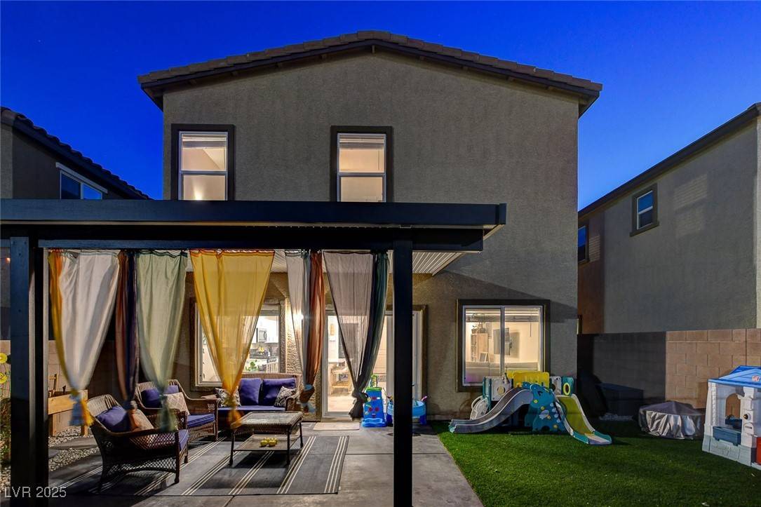 Las Vegas, NV 89166,5236 Sunstone Mesa DR