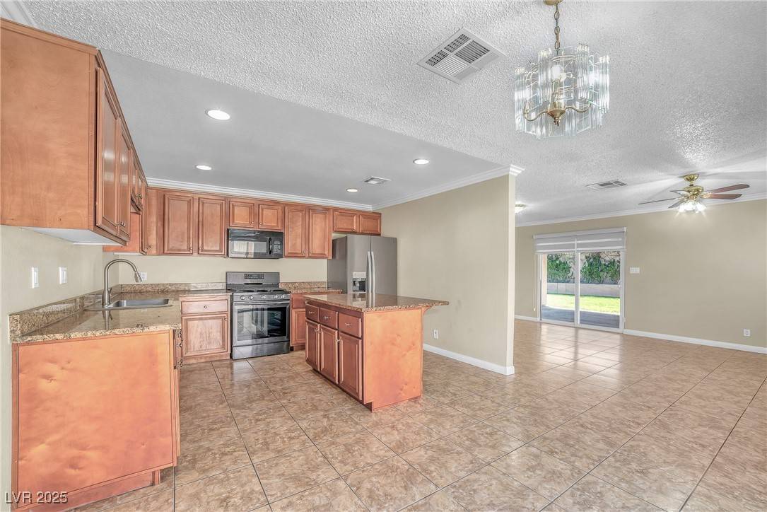 Las Vegas, NV 89103,6447 Newville AVE