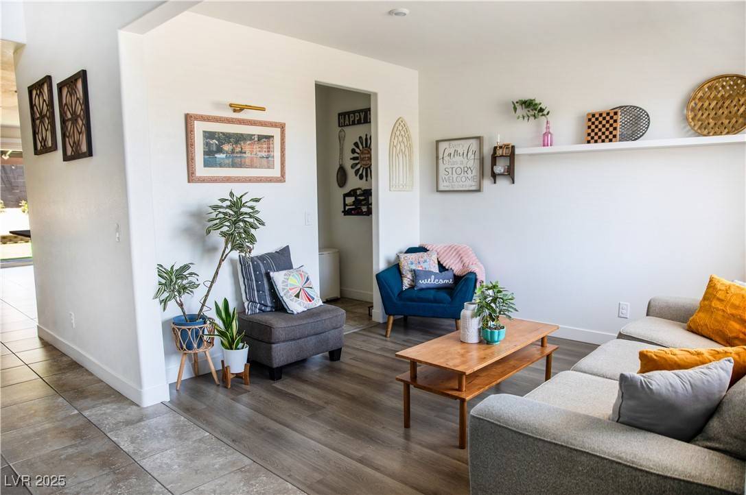 North Las Vegas, NV 89031,5733 Coral Sun ST