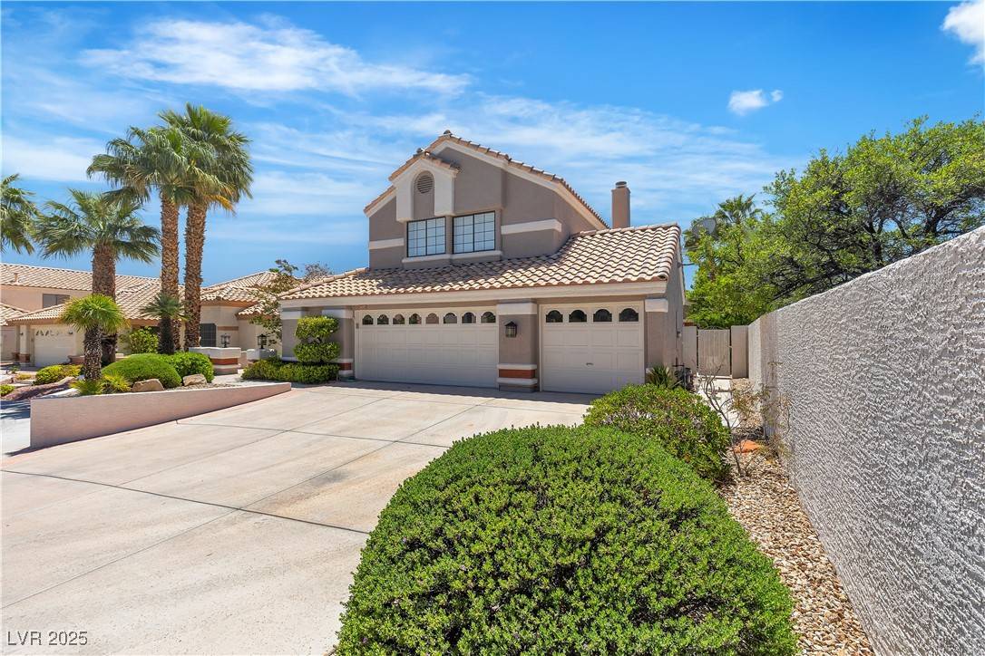 Las Vegas, NV 89128,8437 Apple Hill CT