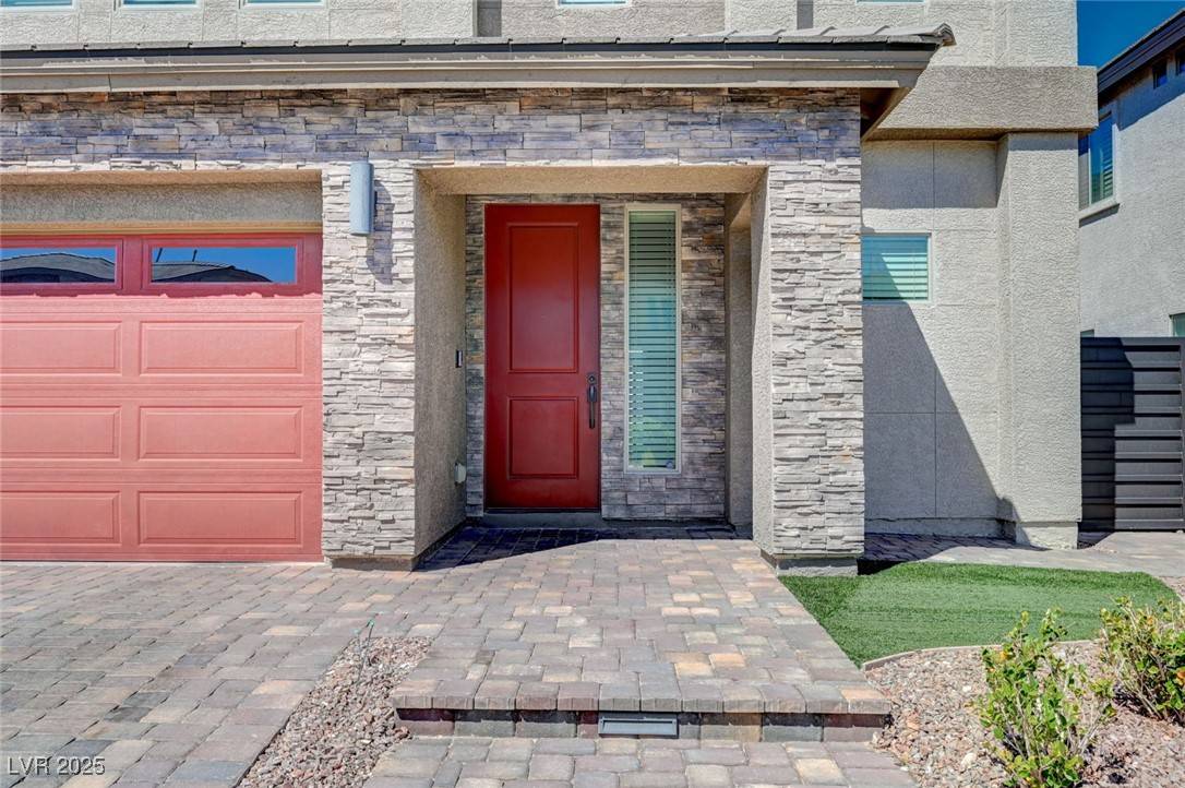 Las Vegas, NV 89139,6790 Tangled Vines AVE