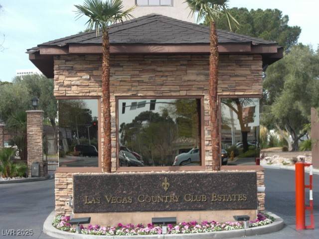 Las Vegas, NV 89109,2852 Loveland DR #1805