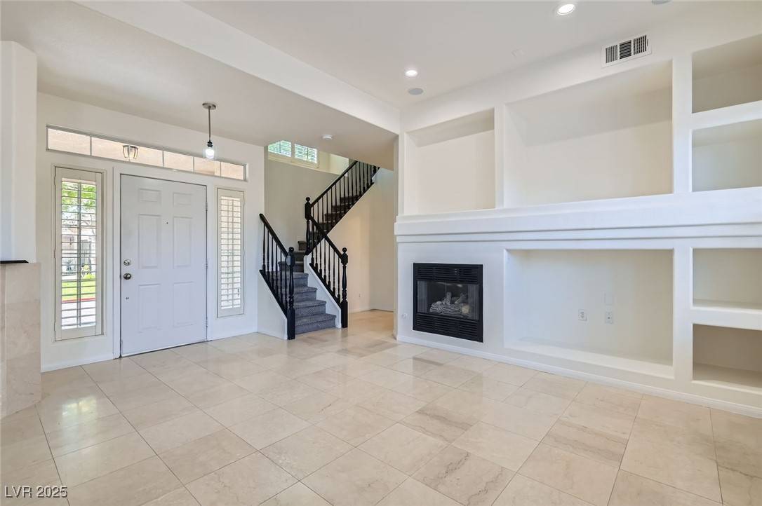 Las Vegas, NV 89147,8040 Arcadian LN