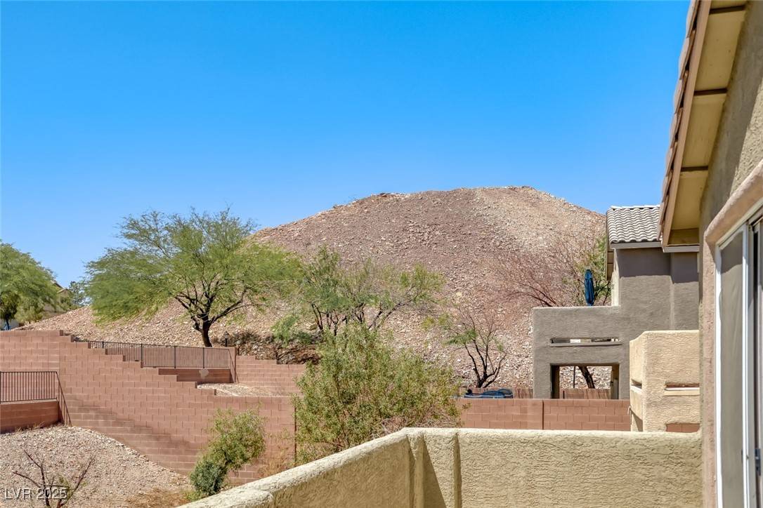 Las Vegas, NV 89141,5079 Quiet Falls CT