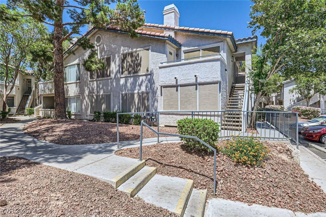 Las Vegas, NV 89120,5241 Caspian Springs DR #203