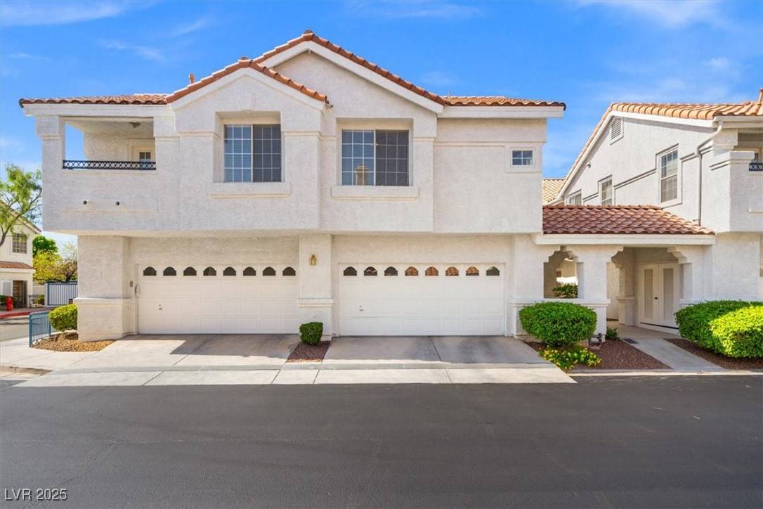 Las Vegas, NV 89118,5201 S Torrey Pines DR #1221