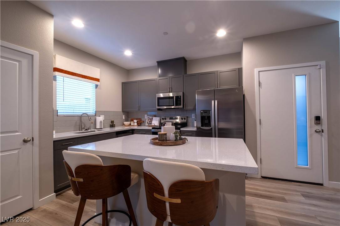 Las Vegas, NV 89143,7570 Jumping Cholla CT