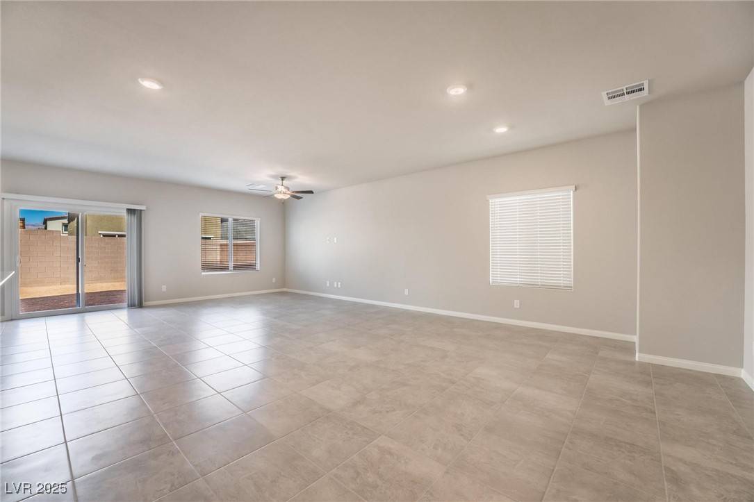 Las Vegas, NV 89113,5355 Maroon Guava ST