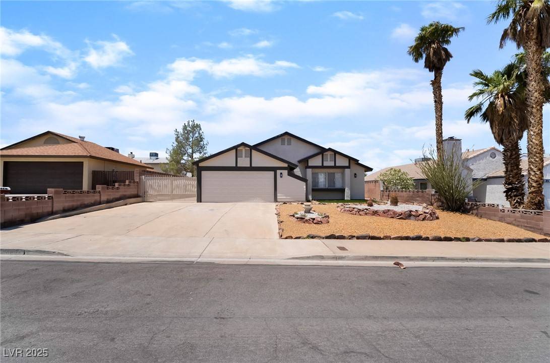 Henderson, NV 89002,806 Fireweed DR