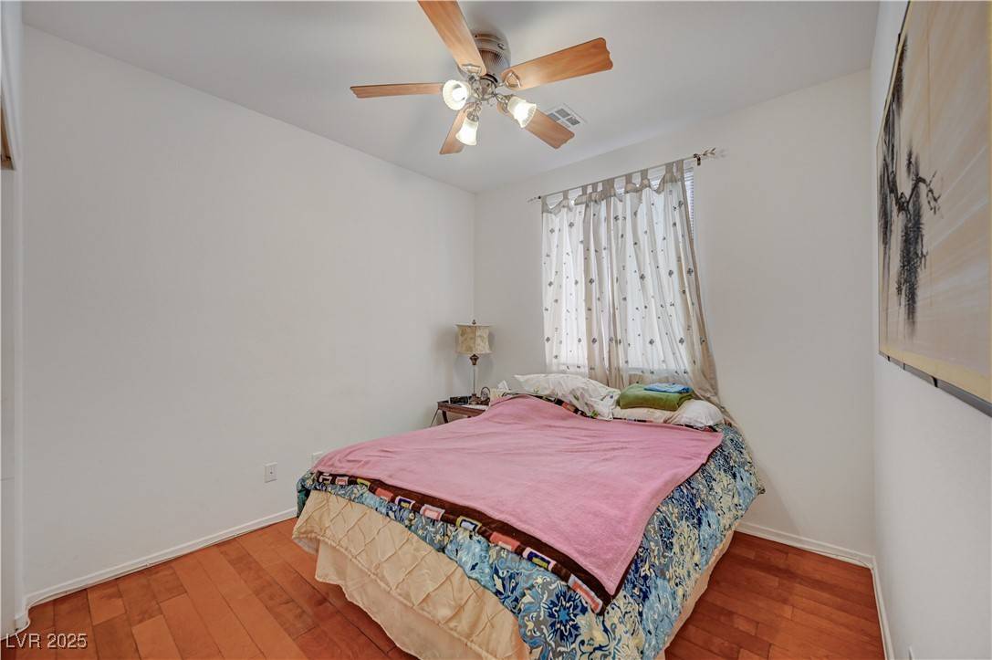 Las Vegas, NV 89148,5548 Spearfish Lake CT