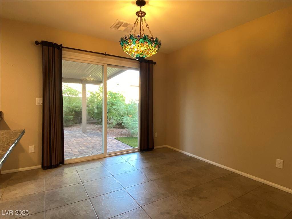 Henderson, NV 89002,976 Harbor AVE