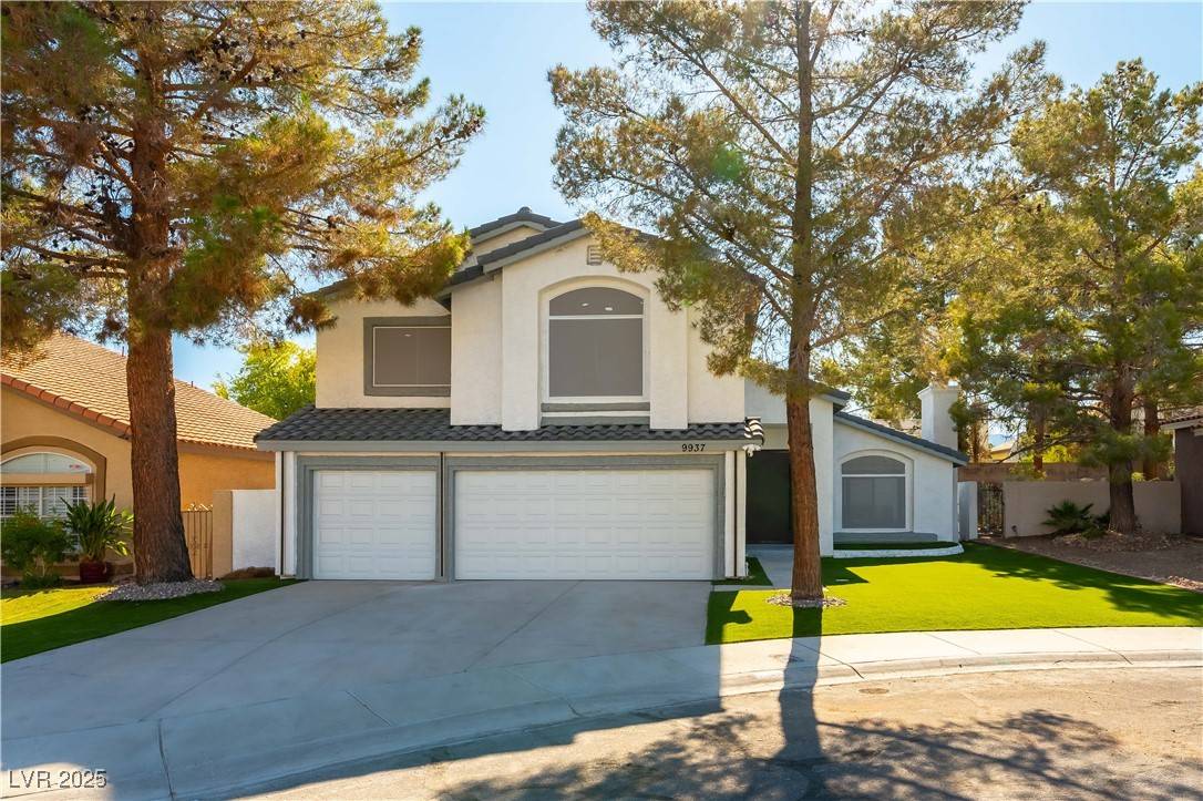 Las Vegas, NV 89117,9937 Whalers Landing CT