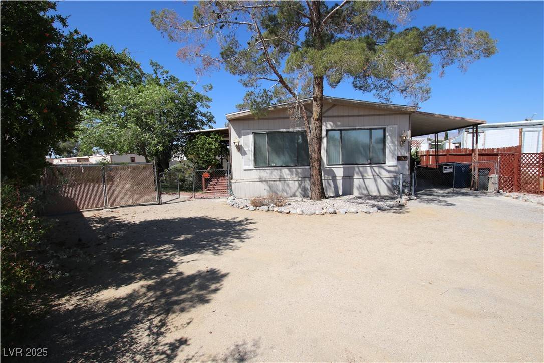 Las Vegas, NV 89108,4212 Touchstone CT