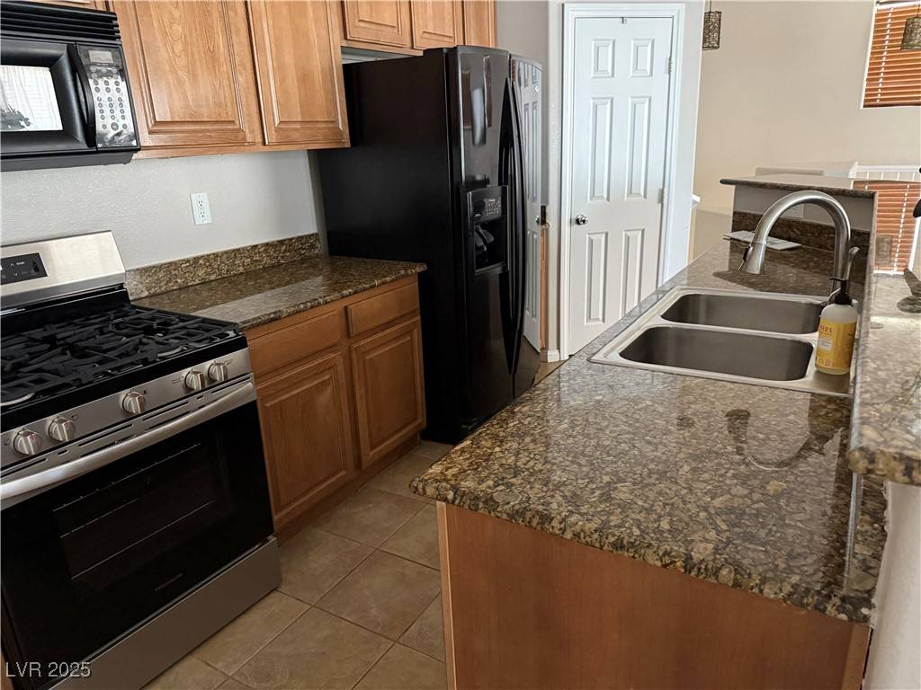 Las Vegas, NV 89118,6250 W Arby AVE #193