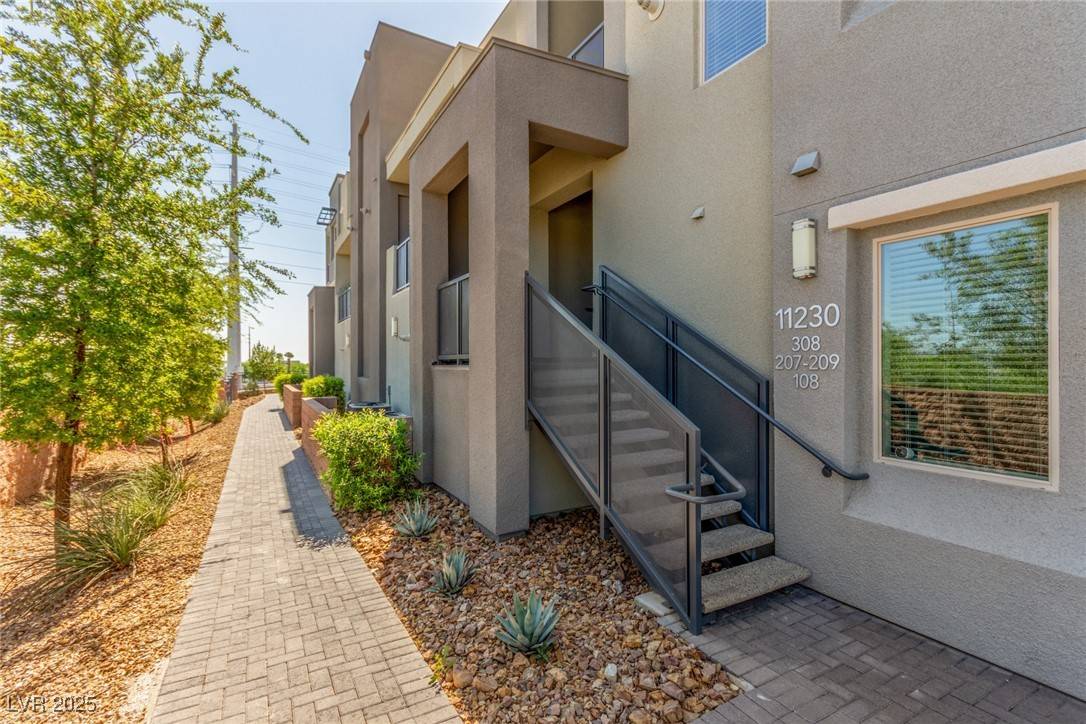 Las Vegas, NV 89135,11230 Hidden Peak AVE #209