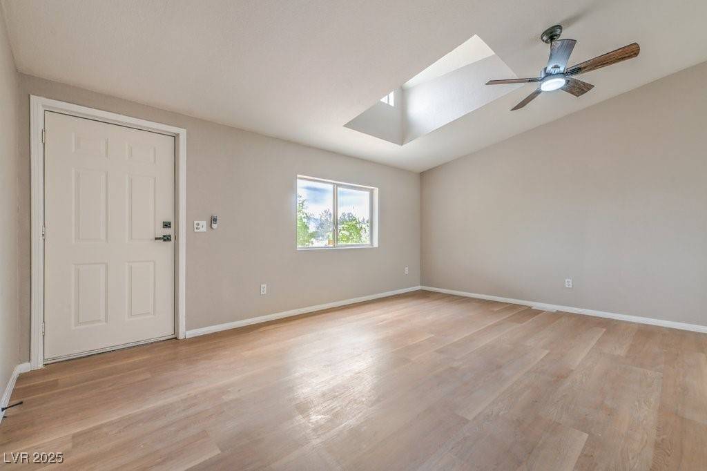 Pahrump, NV 89048,1181 Carson ST #1