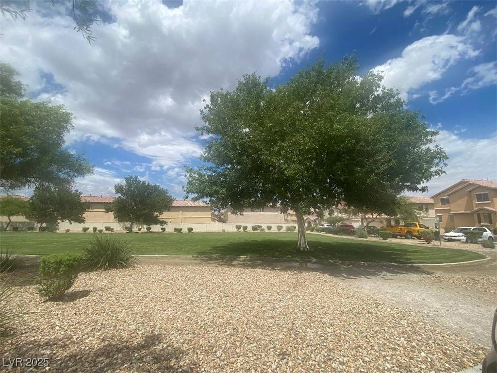 Las Vegas, NV 89148,9329 Iceland Spar CT