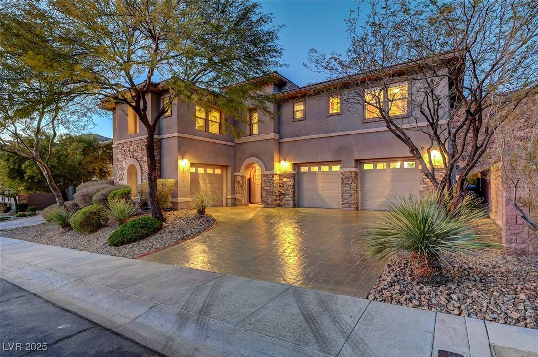 Henderson, NV 89044,2124 Pont National DR