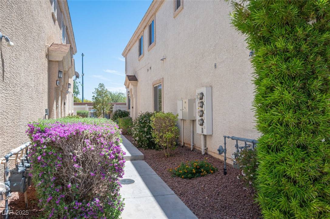 Las Vegas, NV 89178,9322 Straw Hays ST #103