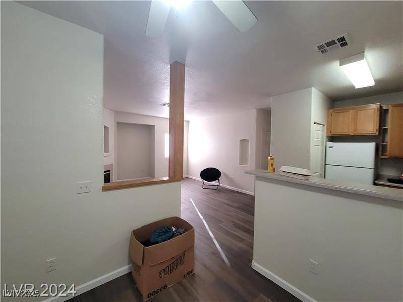 Las Vegas, NV 89115,4730 E Craig RD #1106