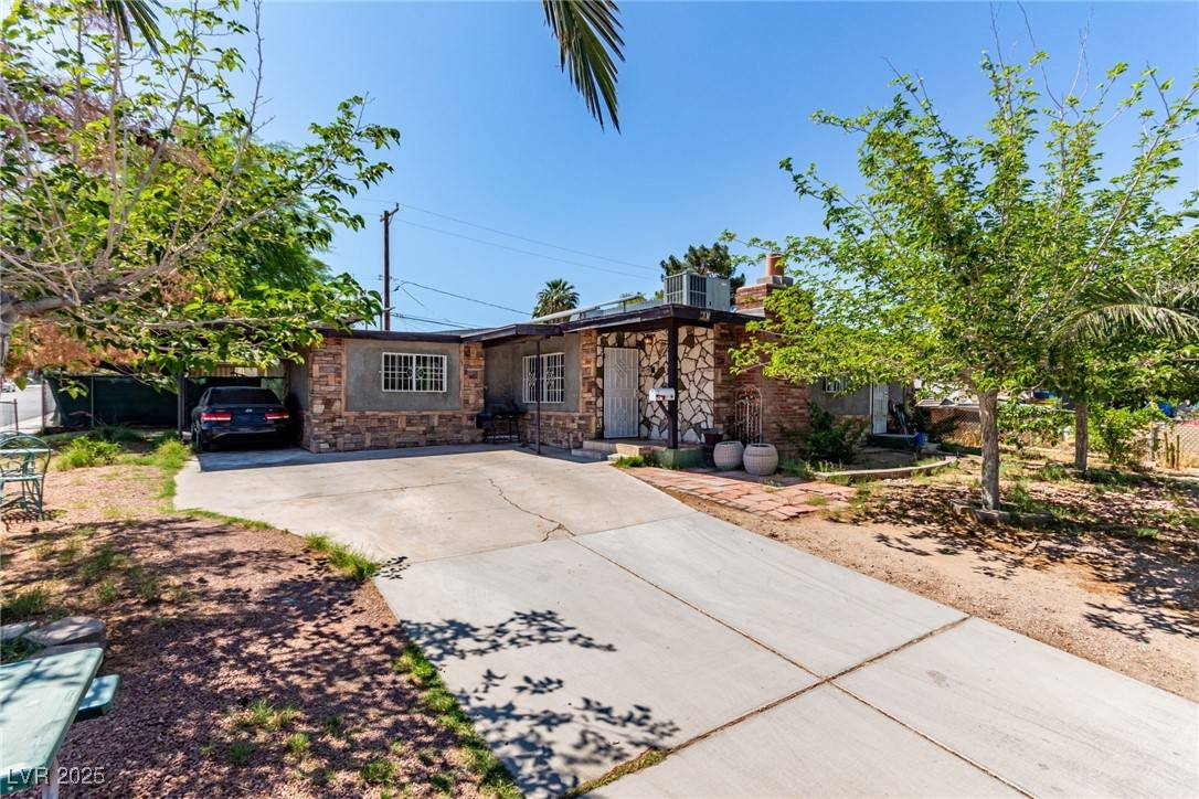 Las Vegas, NV 89101,201 Cervantes ST