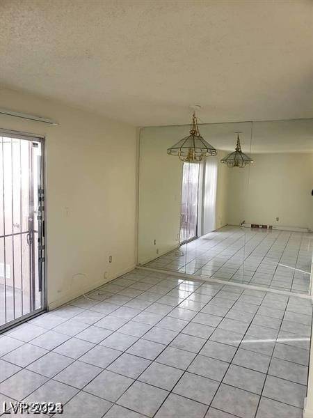 Las Vegas, NV 89120,3435 Villa Knolls South DR