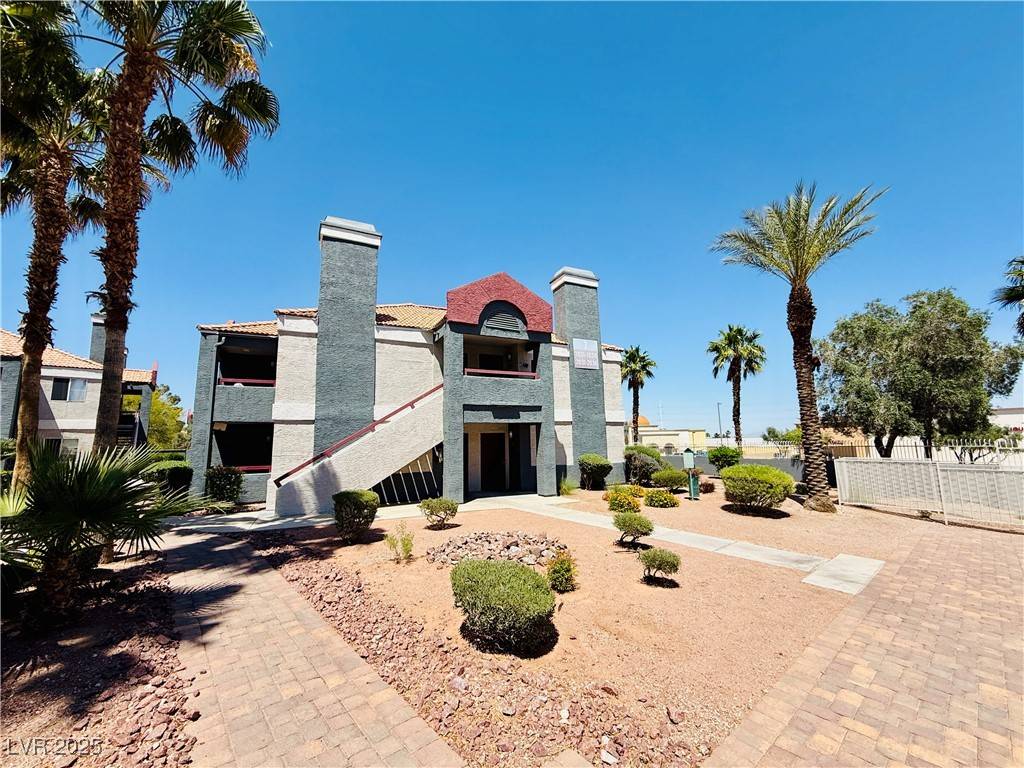 Las Vegas, NV 89117,8600 W Charleston BLVD #1034