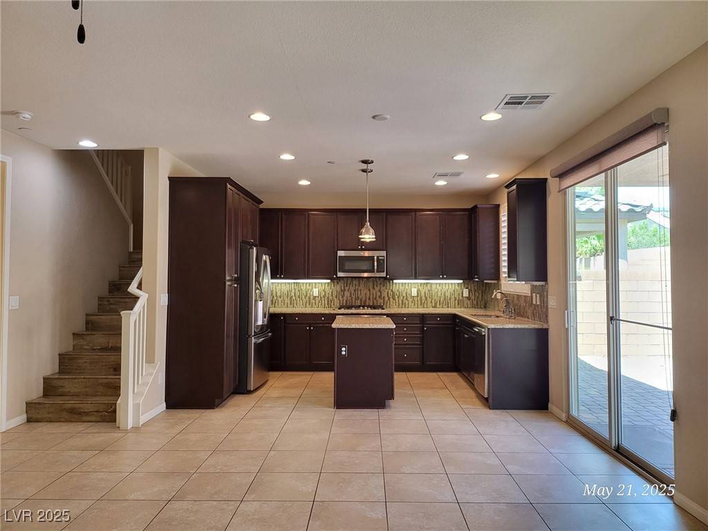 Henderson, NV 89074,1430 Ozzie Smith AVE