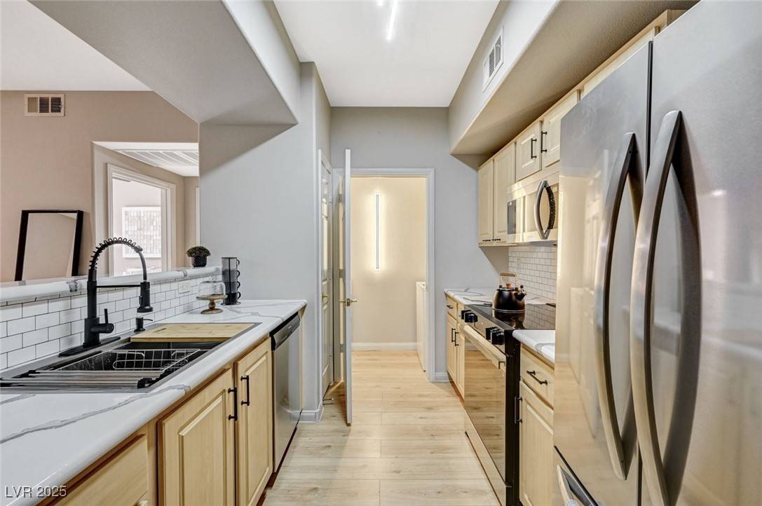 Las Vegas, NV 89113,8000 Badura AVE #1007