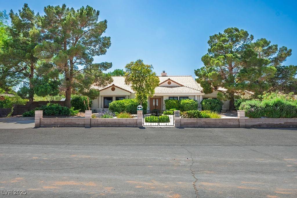 Las Vegas, NV 89139,8365 S Hauck ST