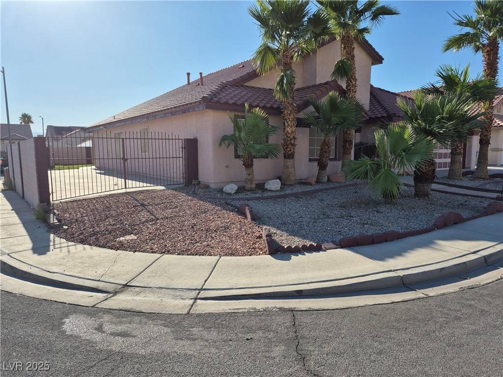 Las Vegas, NV 89110,1269 Honey Lake ST