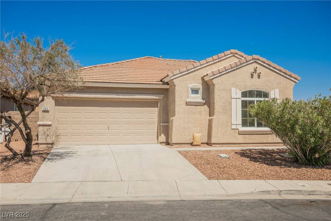 Henderson, NV 89002,909 Trinity Pond CIR