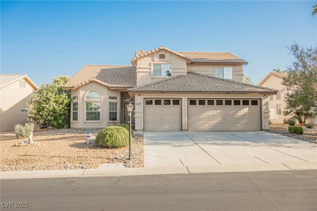 Las Vegas, NV 89130,5133 Burr Oak DR
