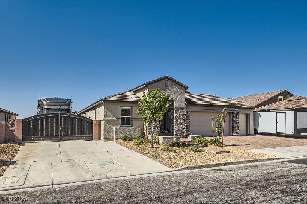 Henderson, NV 89015,130 W Fairway RD