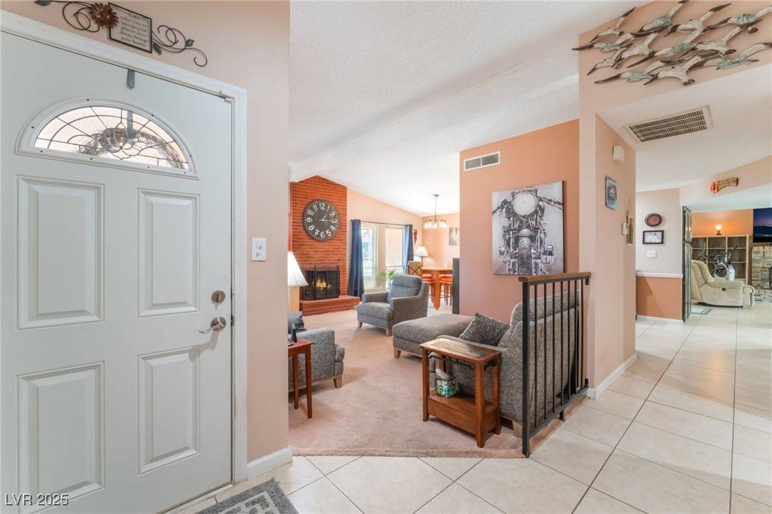 Las Vegas, NV 89117,8700 Isola DR